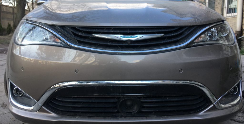 Diagnostyka i odblokowanie 2018 Chrysler Pacifica Plugin